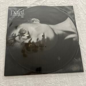Ariana Grande NWT | Petal limited edition exclusive picture disc vinyl record